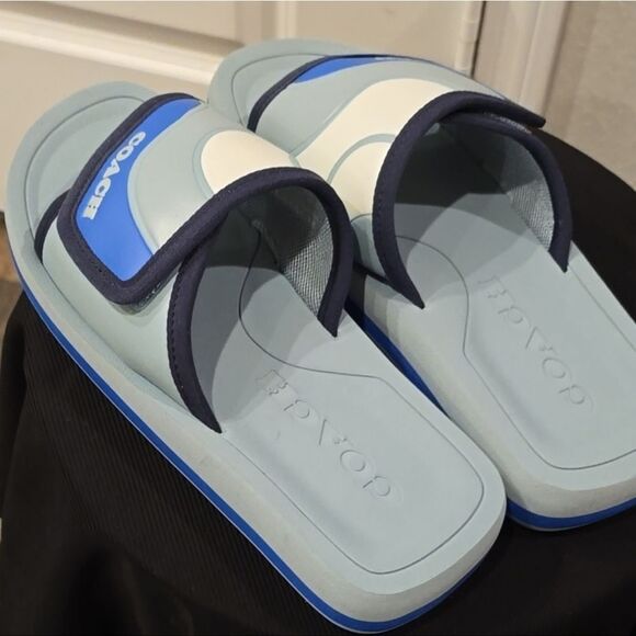 Coach Eva Flip- Flop Sandal - Picture 5 of 6